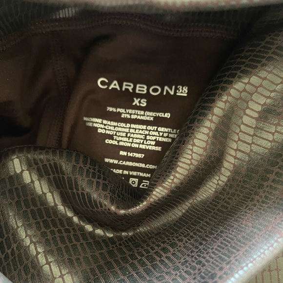 RARE Carbon 38 Reptile Shine High Rise Full-length Legging - Leathery Reptile - Picture 6 of 7